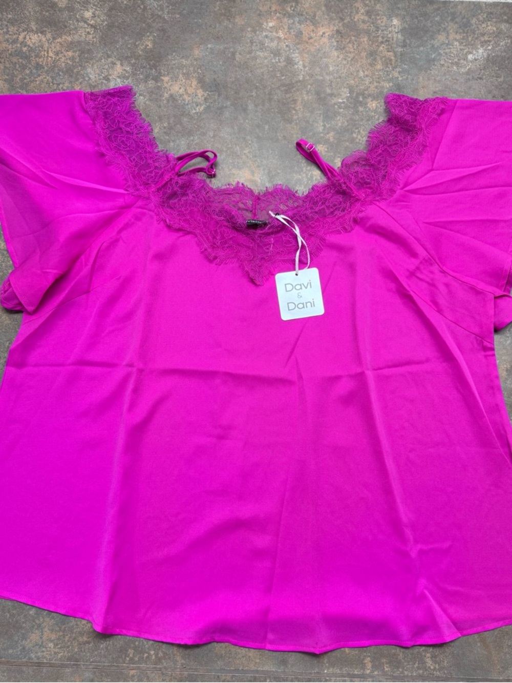 DAVI & DANI Fuchsia Eyelash Lace-Trim Top Size 2X